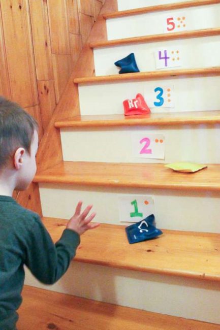 learning-numbers-on-stairs